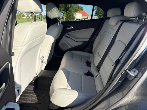 Used 2017 Mercedes-Benz GLA 250 4MATIC image 15