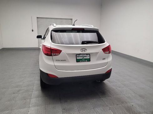 Used 2015 Hyundai Tucson SE AWD/4WD image 6