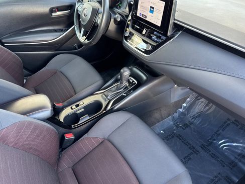 Used 2024 Toyota Corolla SE image 15
