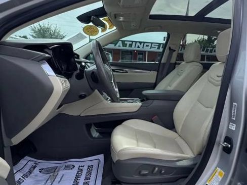Used 2020 Cadillac XT5 Premium Luxury AWD/4WD image 11