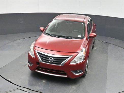 Used 2018 Nissan Versa SV w/ SV Special Edition Package image 34