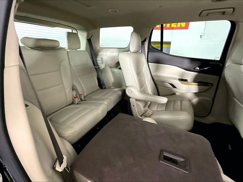 Used 2019 GMC Acadia Denali image 34