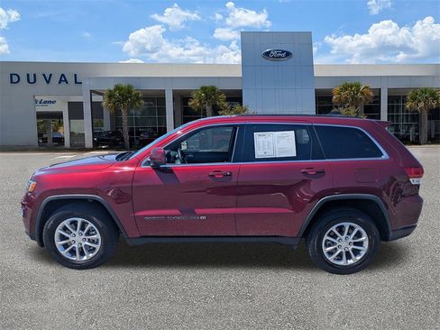Used 2022 Jeep Grand Cherokee Laredo X image 6