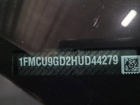 Used 2017 Ford Escape SE AWD/4WD image 33
