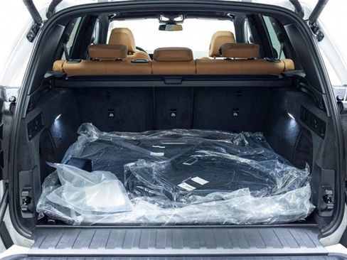 New 2026 BMW X5 xDrive40i w/ M Sport Package image 11