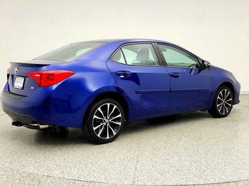 Used 2017 Toyota Corolla SE w/ Body Protection Package FWD image 5
