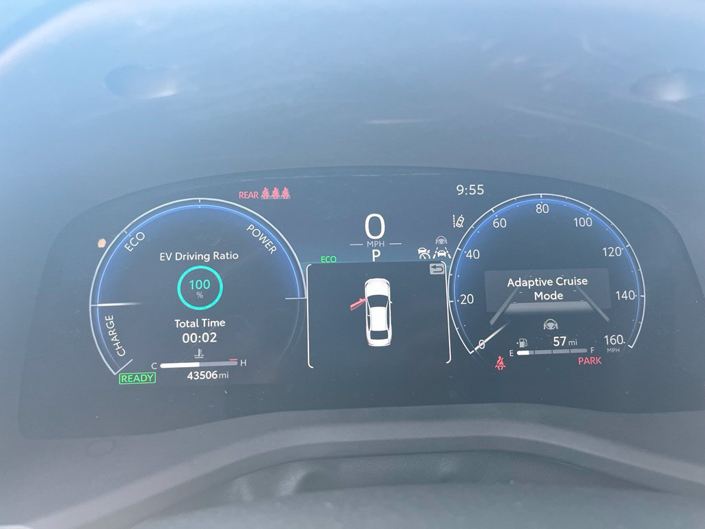 Used 2025 Toyota Camry XSE FWD image 16
