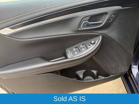 Used 2018 Chevrolet Impala LT FWD image 10
