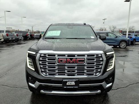 New 2026 GMC Yukon XL Denali w/ Sun & Power Step Package AWD/4WD image 12