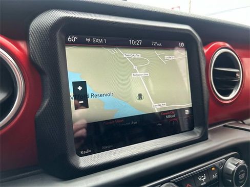 Used 2018 Jeep Wrangler Unlimited Rubicon image 16