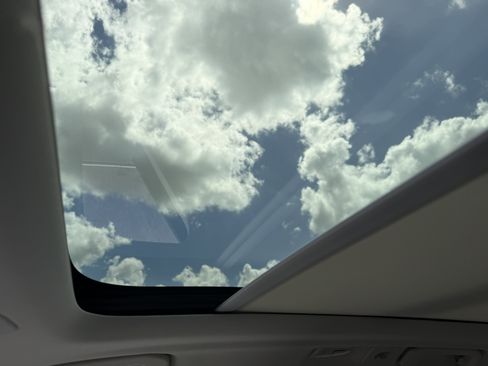 Certified 2023 Volvo XC60 B5 Ultimate image 21