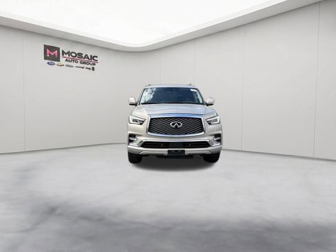Used 2023 INFINITI QX80 Luxe w/ Cargo Package AWD/4WD image 3