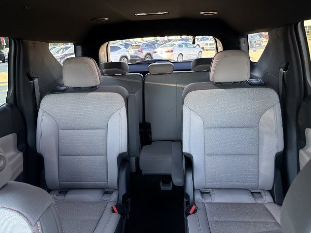 Used 2026 Chevrolet Traverse LT w/ Driver Confidence Package FWD image 36