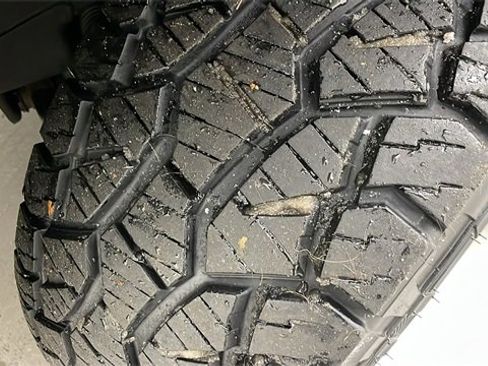 Used 2017 Ford F150 Lariat w/ Equipment Group 502A Luxury image 40