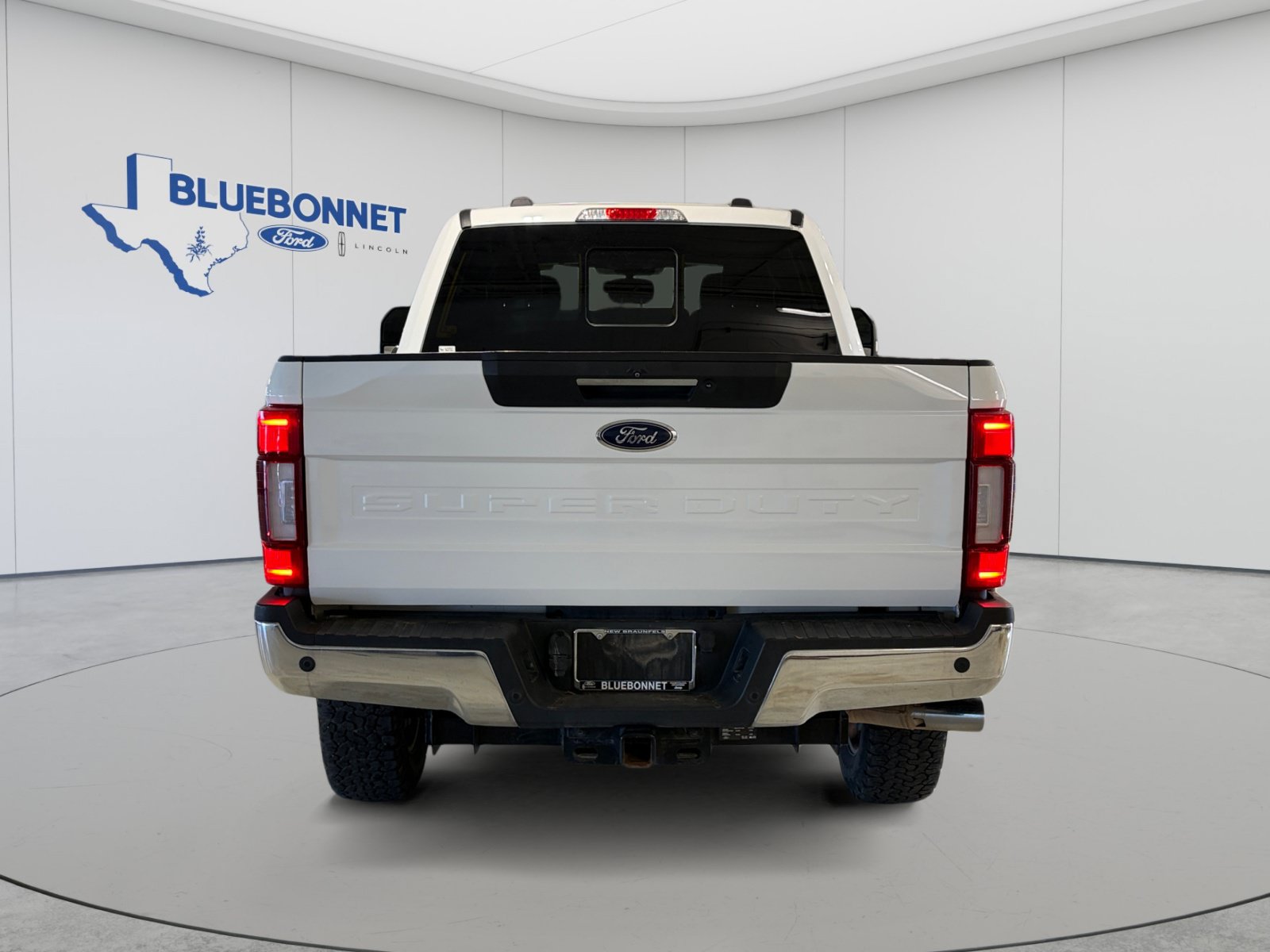 Used 2022 Ford F250 Lariat w/ Lariat Ultimate Package AWD/4WD image 6