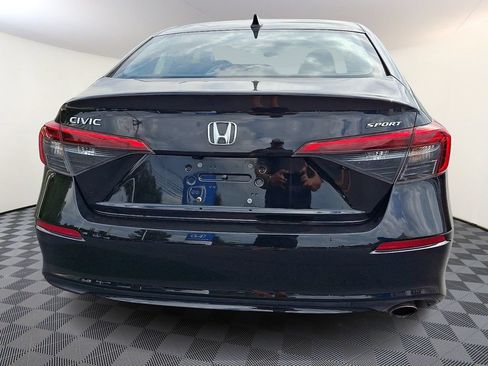 Used 2023 Honda Civic Sport image 8