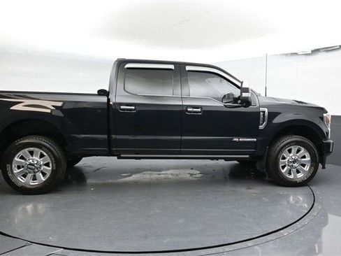 Used 2022 Ford F350 Platinum image 15