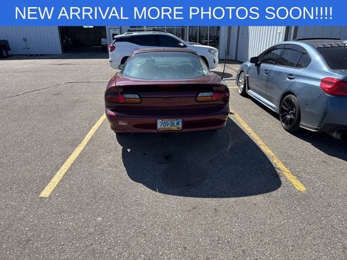 Used 2001 Chevrolet Camaro LT w/ Preferred Equipment Group 1 RWD image 7