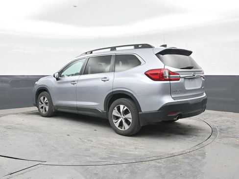 Used 2021 Subaru Ascent Premium w/ Convenience Package AWD/4WD image 2