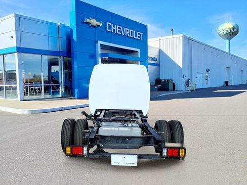 Used 2012 Ford E-450 and Econoline 450 Super Duty image 4