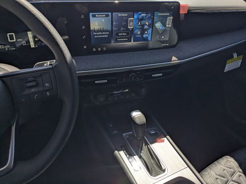 New 2026 Nissan Kicks SV image 10