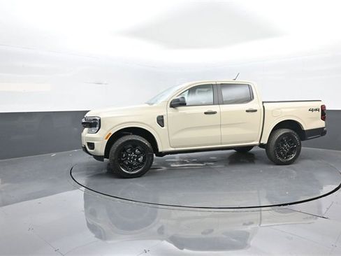 New 2025 Ford Ranger XLT w/ Black Appearance Package image 4