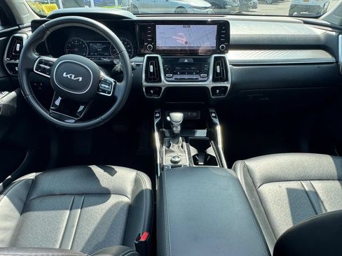 Used 2022 Kia Sorento SX AWD/4WD image 17