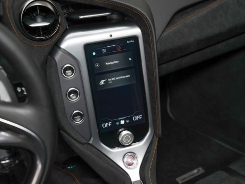 Used 2024 McLaren 750S Spider image 44