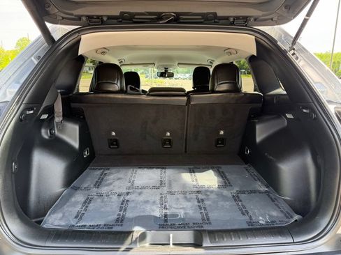 Used 2019 Jeep Cherokee Limited AWD/4WD image 19