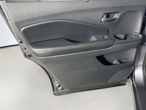 Used 2018 Honda Pilot Elite image 26