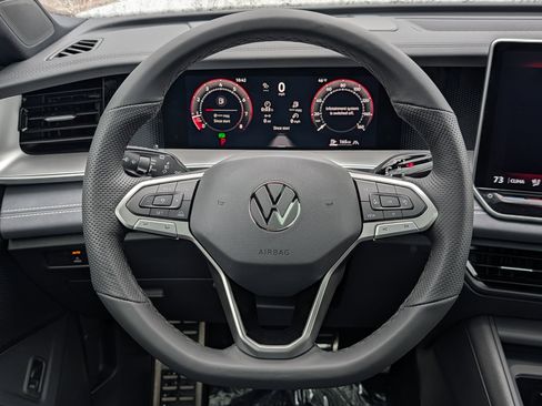 New 2026 Volkswagen Tiguan SE R-Line AWD/4WD image 7