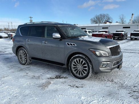 Used 2017 INFINITI QX80 4WD w/ Deluxe Technology Package image 2