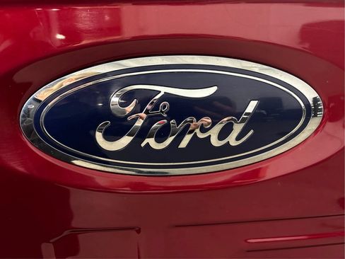 Used 2021 Ford F150 Lariat w/ Equipment Group 502A High AWD/4WD image 32