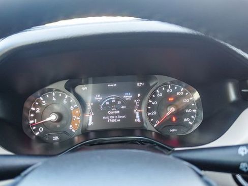 Used 2025 Jeep Compass Limited AWD/4WD image 27