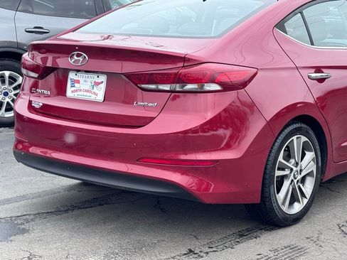 Used 2017 Hyundai Elantra Limited w/ Limited Tech Package 04 image 40