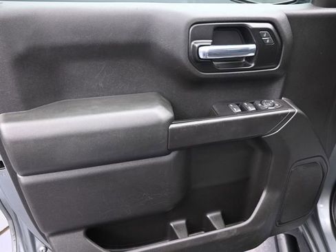 Used 2019 Chevrolet Silverado 1500 Custom Trail Boss w/ Custom Convenience Package image 27