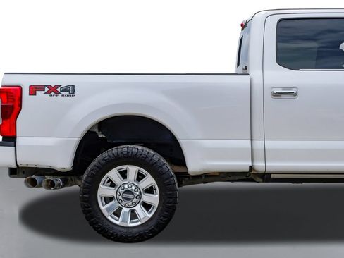 Used 2019 Ford F250 Platinum w/ Platinum Ultimate Package AWD/4WD image 6