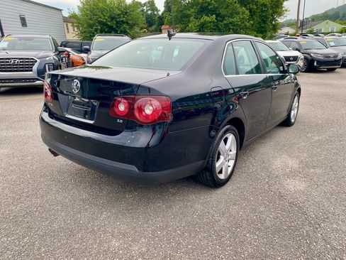 Used 2009 Volkswagen Jetta SE FWD image 7