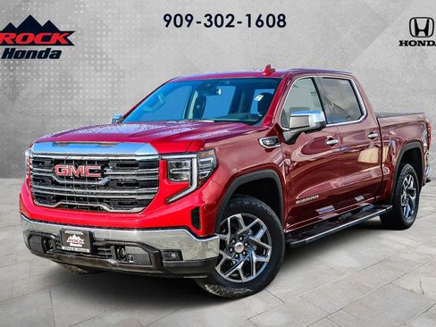 Used 2022 GMC Sierra 1500 SLT w/ SLT Premium Package image 1