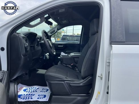 Used 2020 Chevrolet Silverado 1500 Custom w/ Custom Value Package image 8