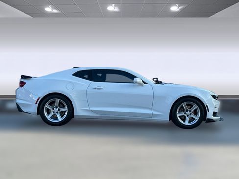 Used 2021 Chevrolet Camaro LT image 7