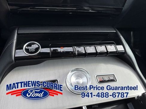 Used 2025 Lincoln Navigator Reserve AWD/4WD image 23