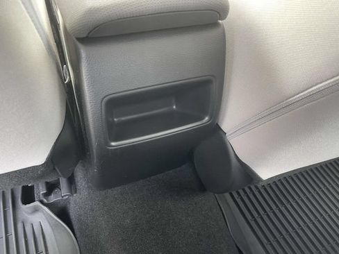 Used 2022 Toyota Corolla LE w/ LE Convenience Package FWD image 15
