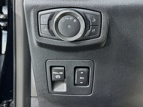 Used 2020 Ford F150 Lariat w/ Equipment Group 502A Luxury AWD/4WD image 18