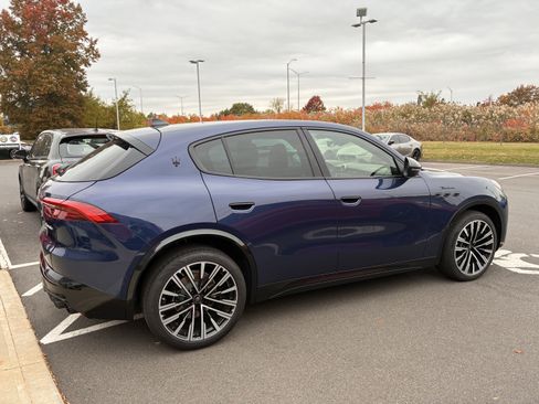 New 2025 Maserati Grecale Modena image 5