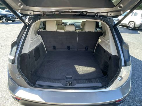 Used 2018 Lincoln MKC Premiere AWD/4WD image 9