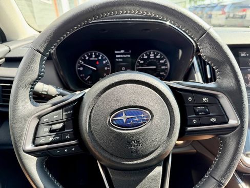 Used 2025 Subaru Legacy Premium AWD/4WD image 32