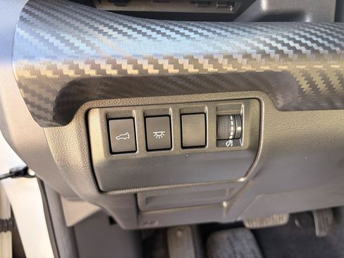 Used 2023 Subaru Ascent Premium w/ Convenience Package AWD/4WD image 18