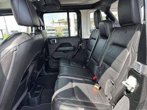 Used 2021 Jeep Wrangler Unlimited Sahara AWD/4WD image 12