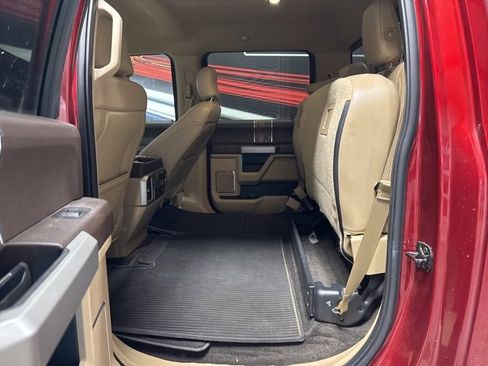 Used 2018 Ford F150 Lariat w/ Equipment Group 502A Luxury image 13